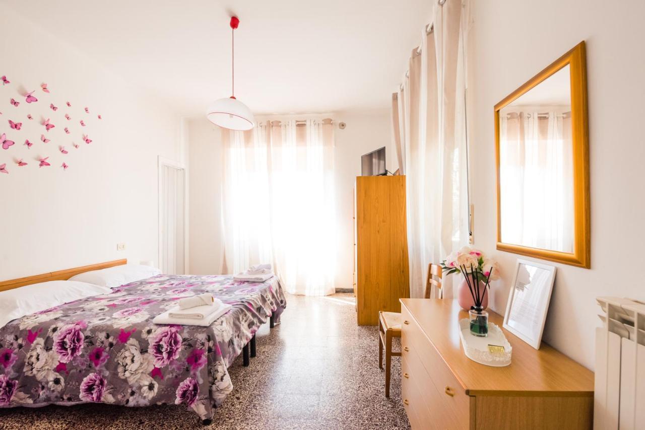 מרינה די מסה Casa Violetta Bed & Breakfast מראה חיצוני תמונה