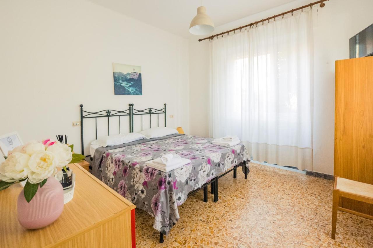 מרינה די מסה Casa Violetta Bed & Breakfast מראה חיצוני תמונה