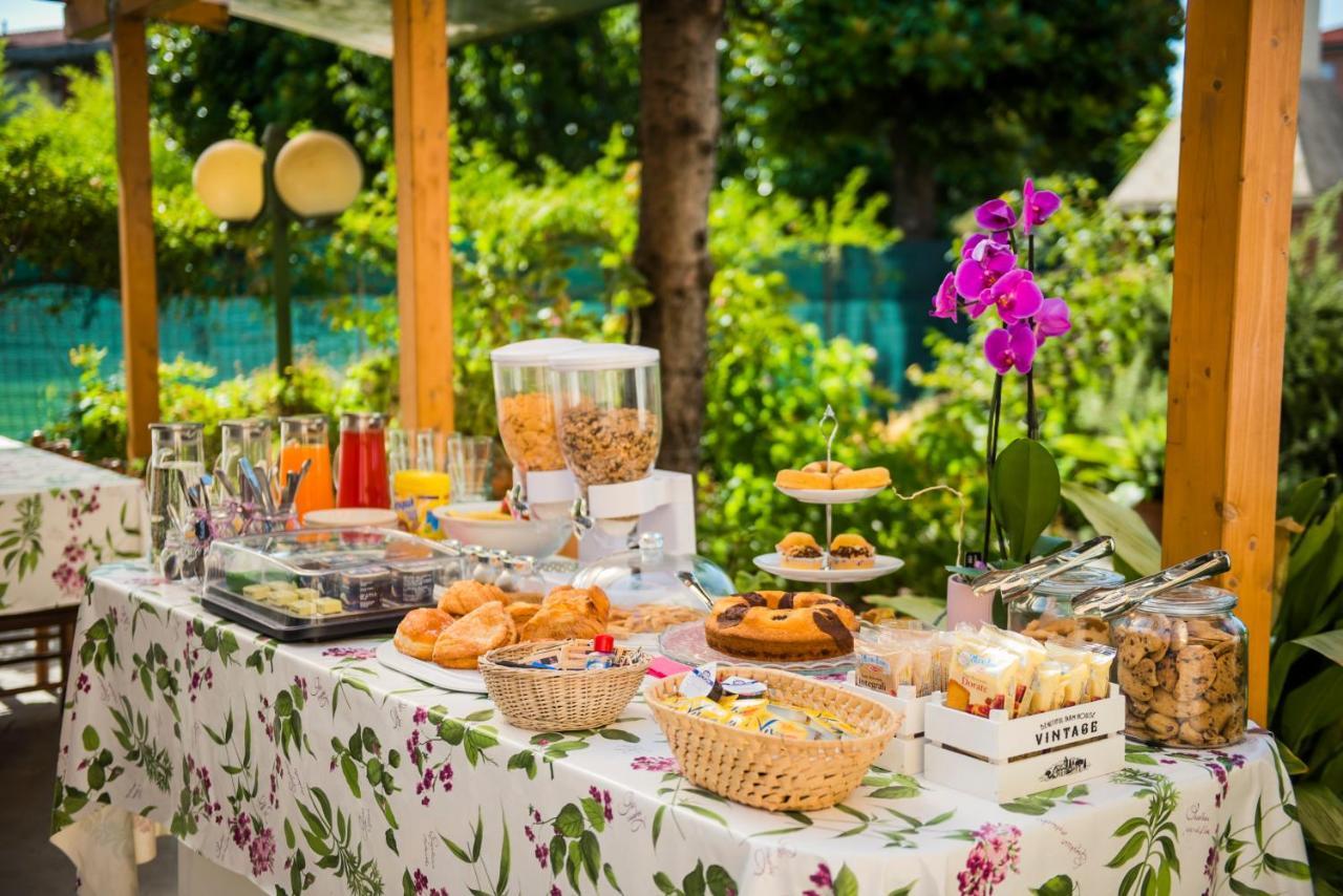 מרינה די מסה Casa Violetta Bed & Breakfast מראה חיצוני תמונה